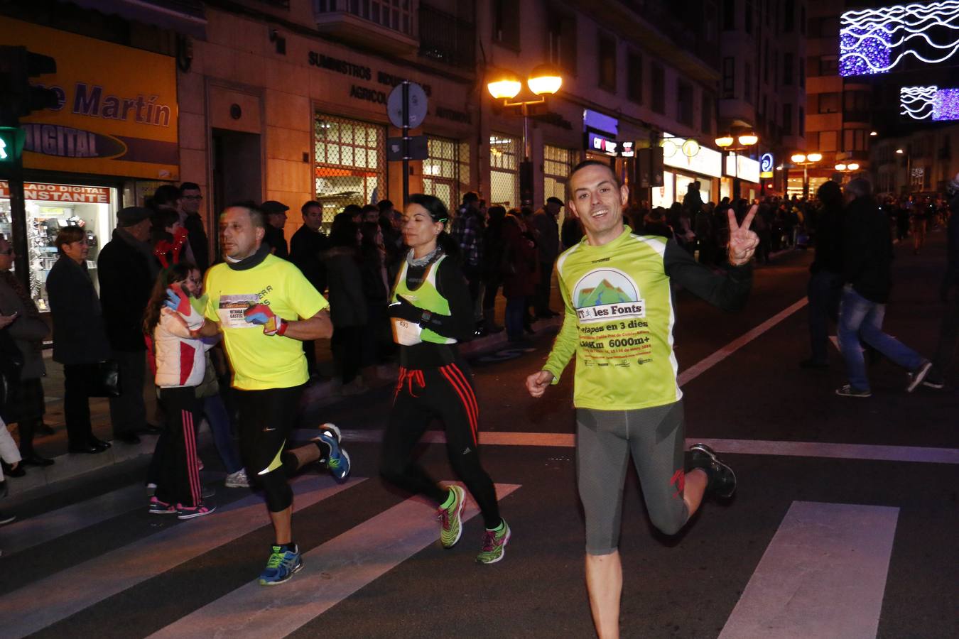 Fiesta y deportes en la San Silvestre de Vitoria