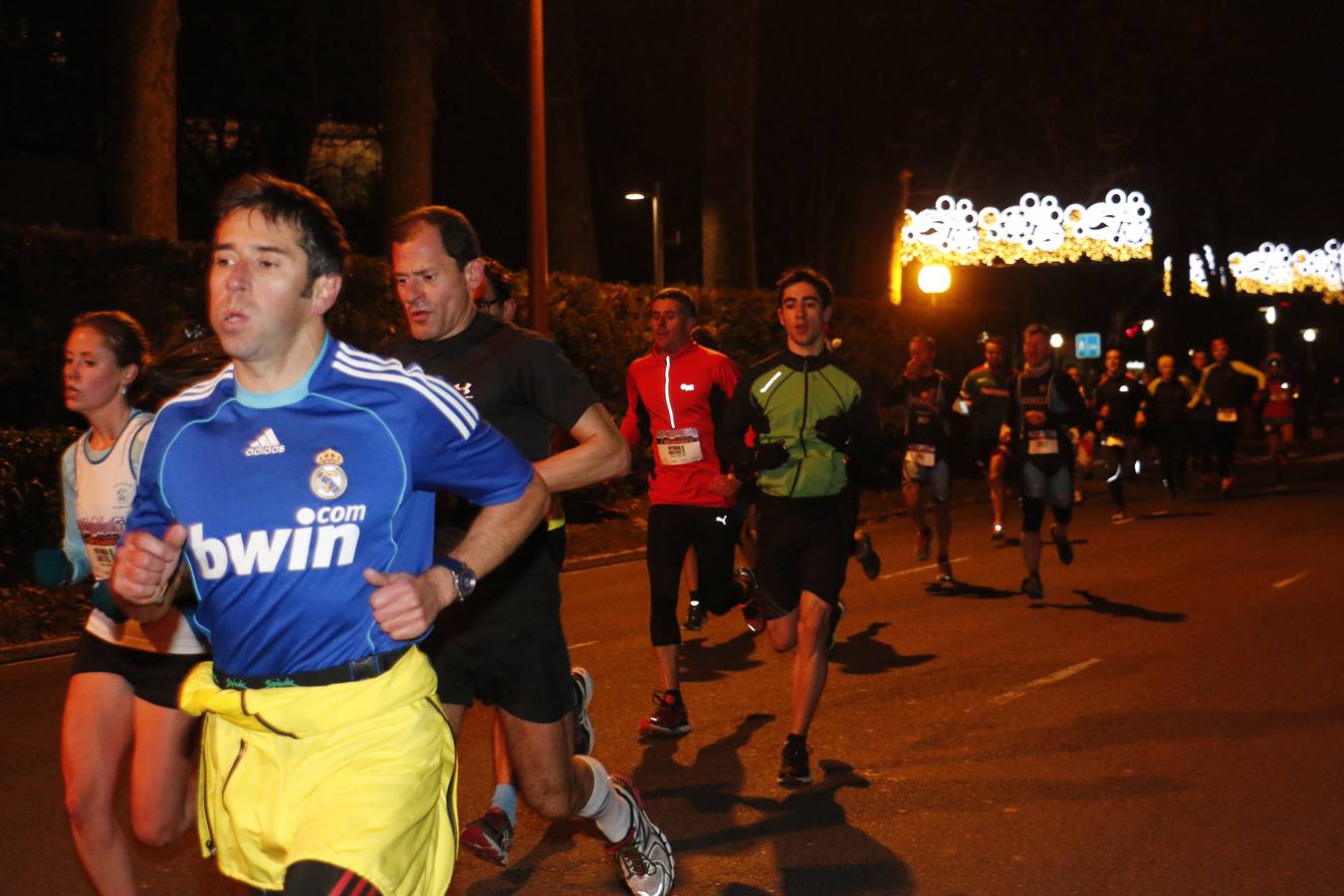 Fiesta y deportes en la San Silvestre de Vitoria