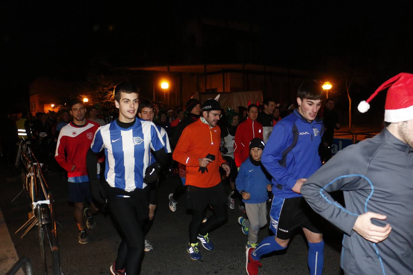 Fiesta y deportes en la San Silvestre de Vitoria