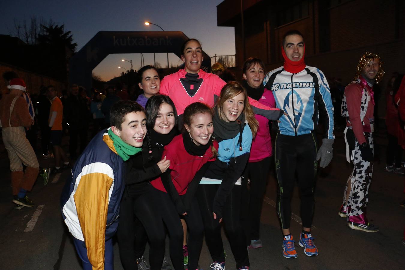 Fiesta y deportes en la San Silvestre de Vitoria