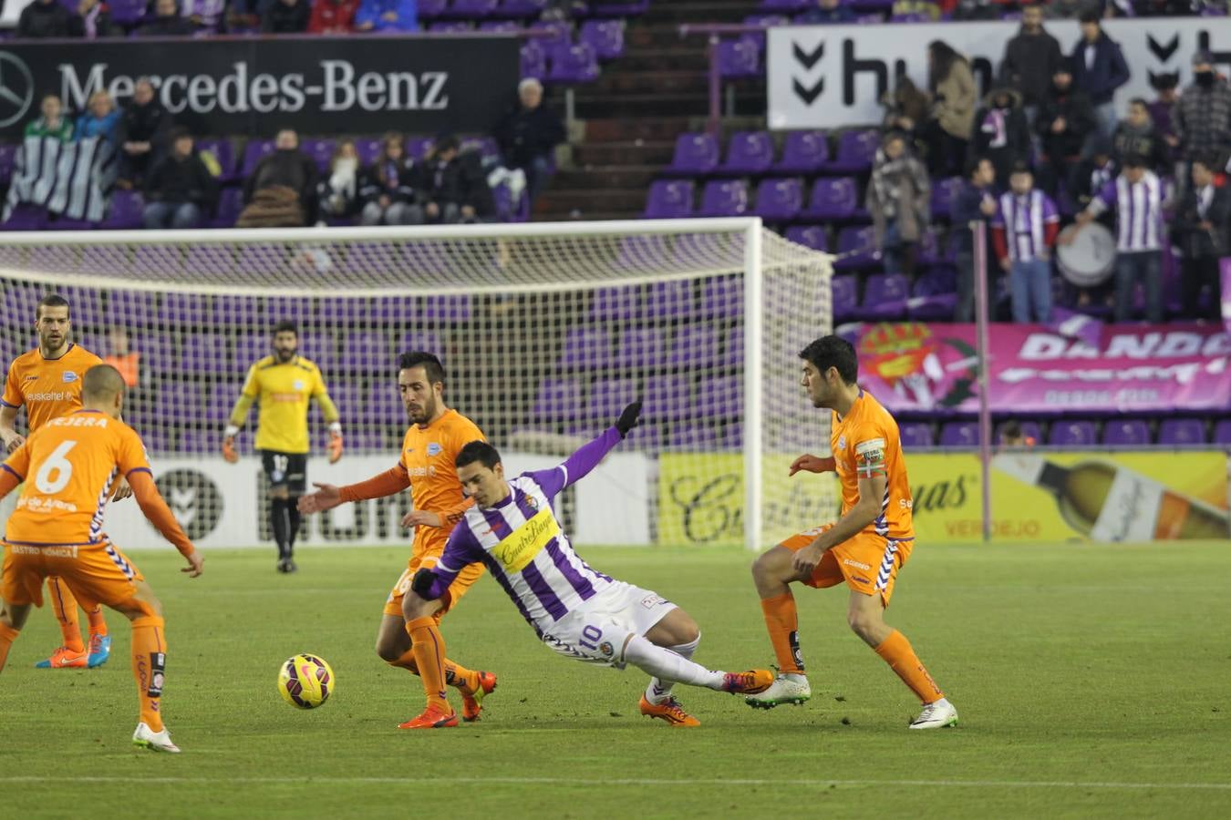 Todas las fotos del partido Valladolid-Alavés