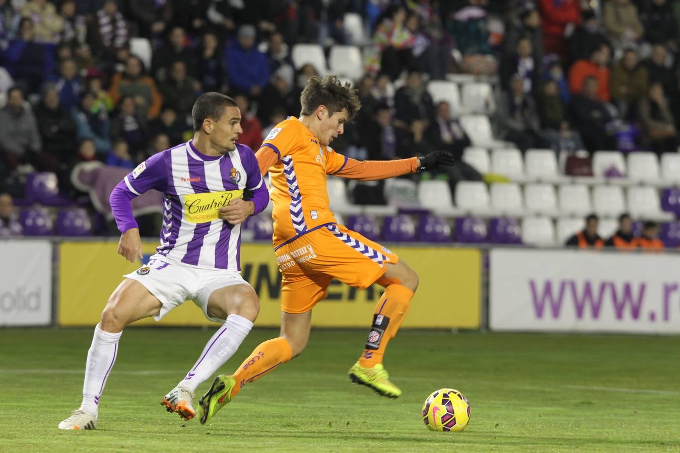 Todas las fotos del partido Valladolid-Alavés