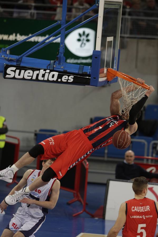 Las mejores imágenes del partido Laboral Kutxa-Obradoiro