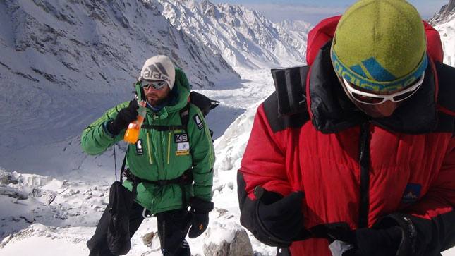 Alex Txikon, cada día más cerca del Nanga Parbat