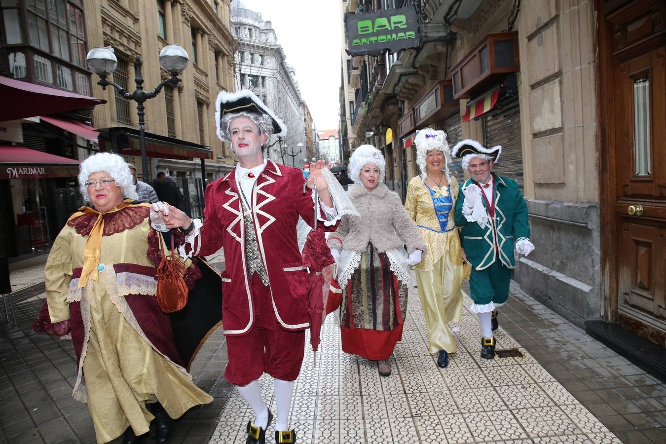 Bilbao se sumerge en los carnavales