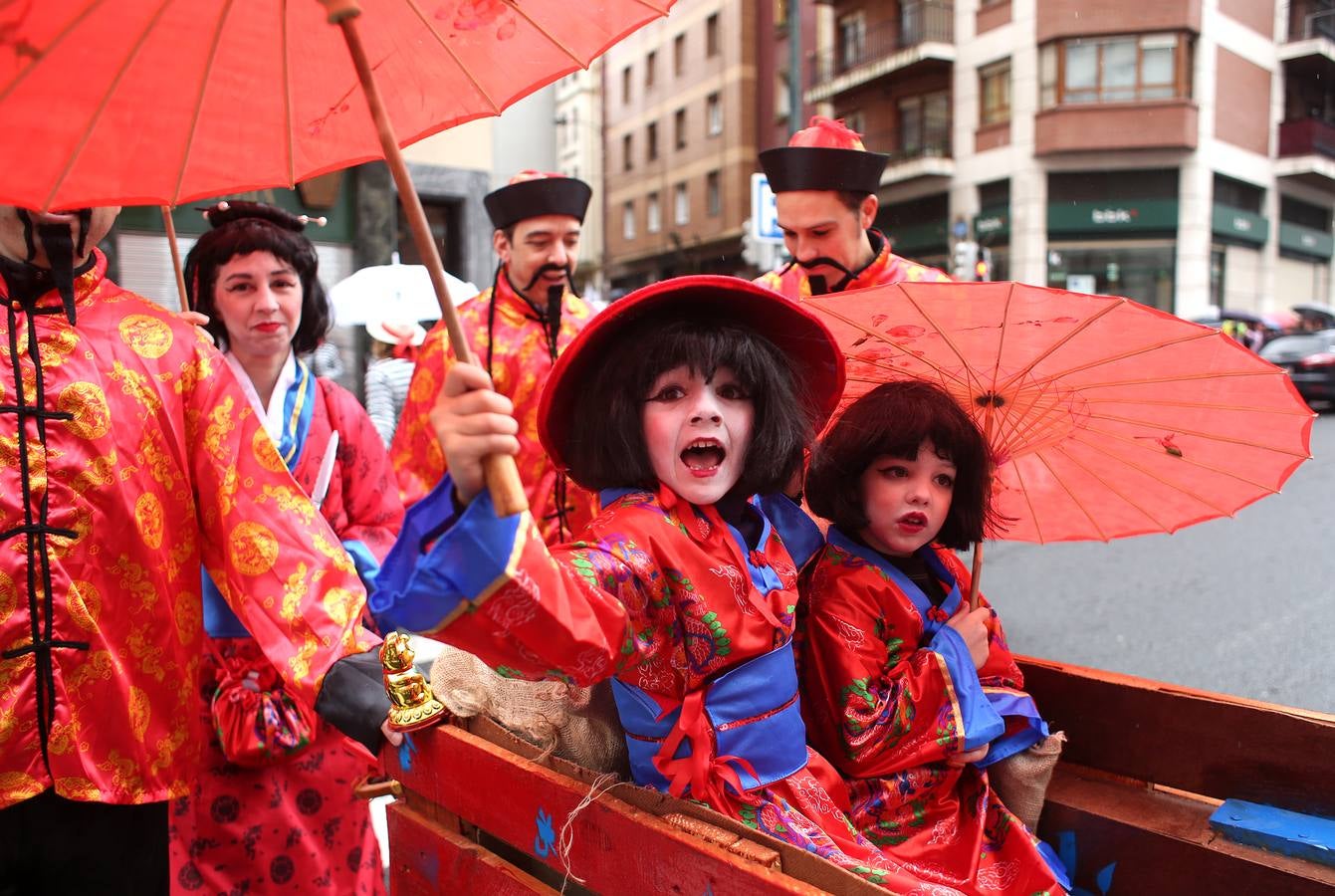Santutxu se pinta la cara por carnaval