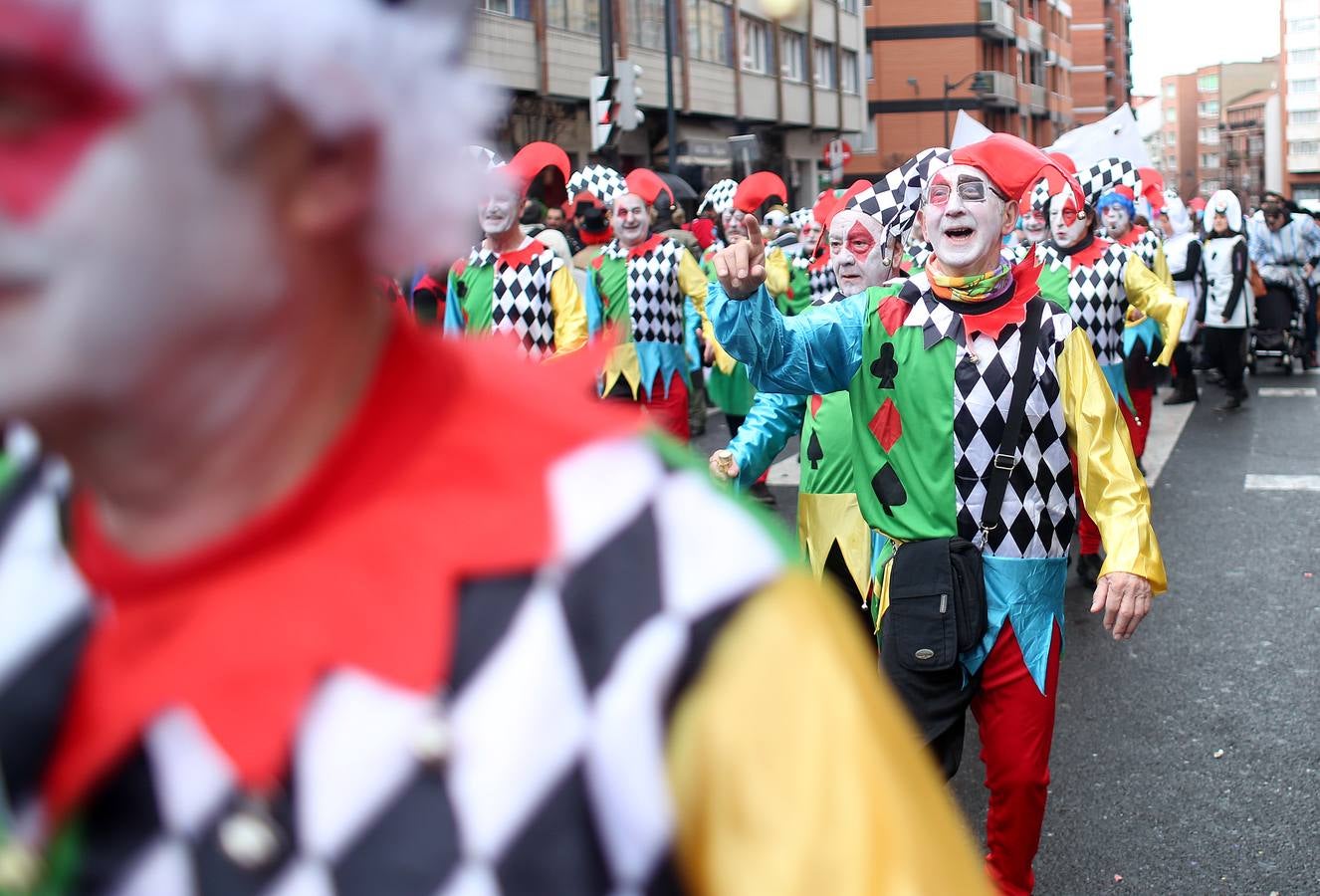Santutxu se pinta la cara por carnaval