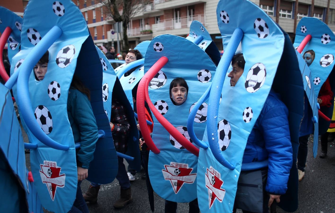 Santutxu se pinta la cara por carnaval