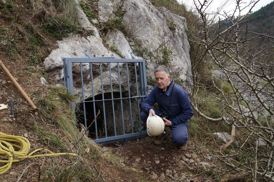 Nuevo hallazgo de arte rupestre paleolítico en la cueva de Erlaitz