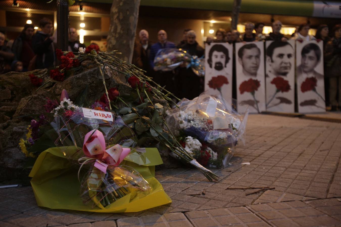 Vitoria recuerda a las víctimas del 3 dfe marzo