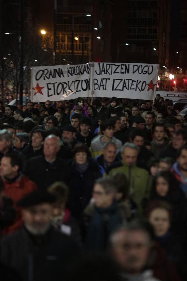 Vitoria recuerda a las víctimas del 3 dfe marzo