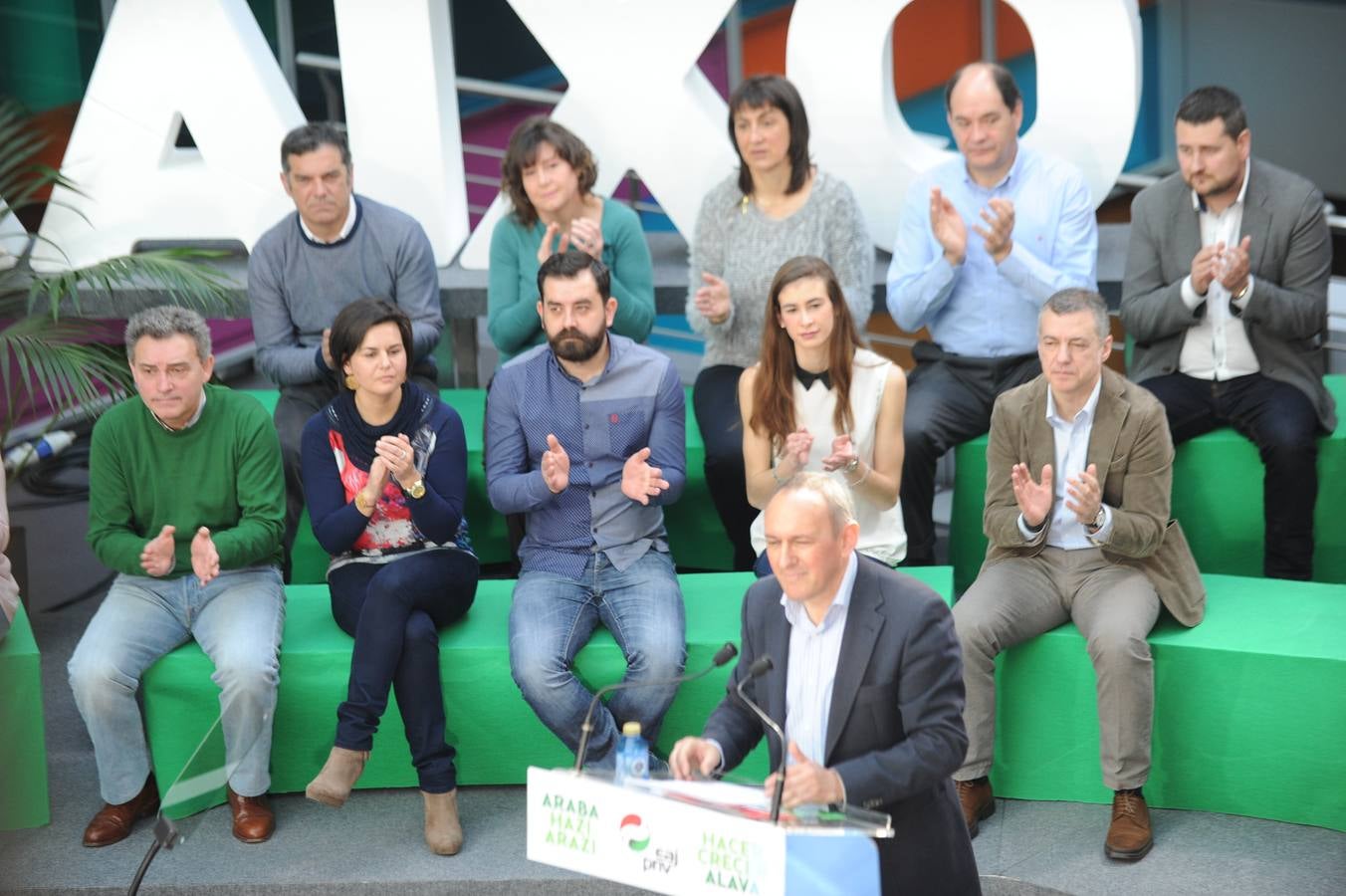 El PNV presenta a sus candidatos forales para Álava