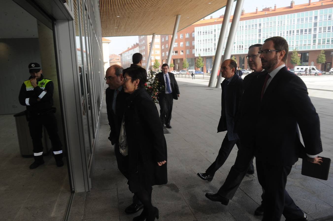 Acto inaugural de la nueva estación de autobuses de Vitoria