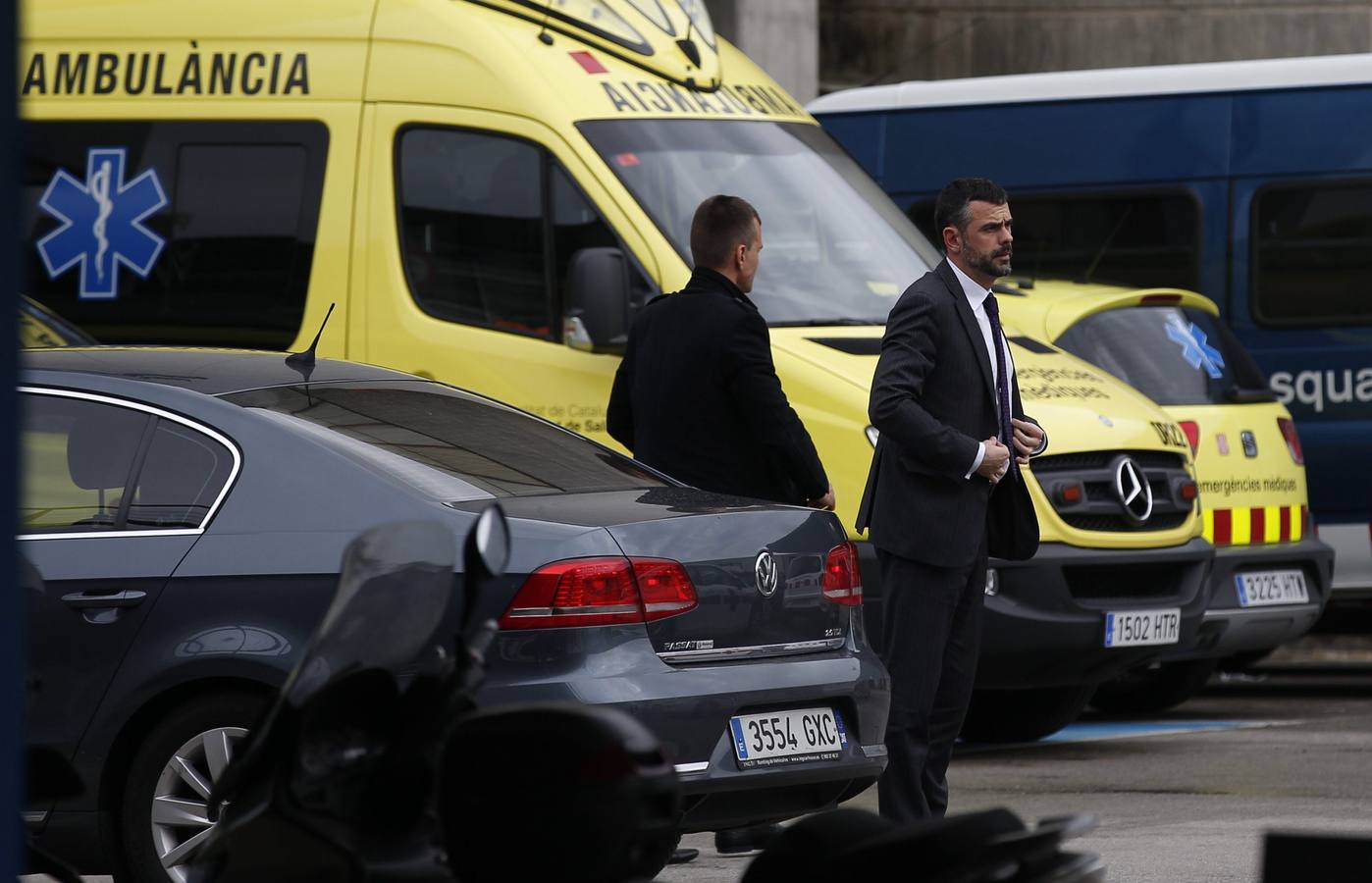 Los familiares de las víctimas llegan al aeropuerto de Barcelona