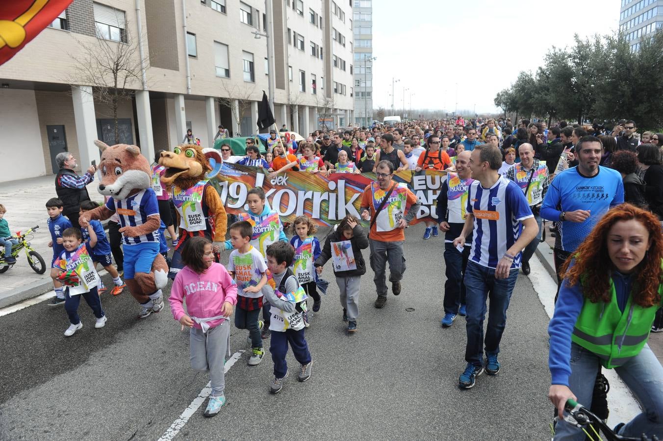 Giro ederra Gasteizen Korrika agurtzeko