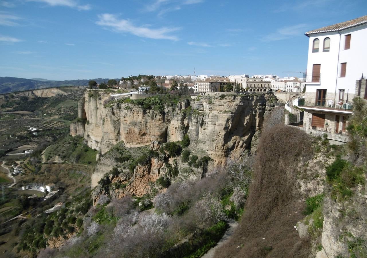 Ronda, la joya serrana asomada al Tajo