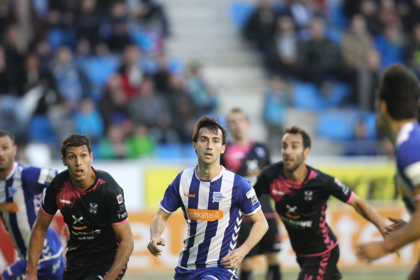 Las mejores imágenes del partido Alavés-Tenerife