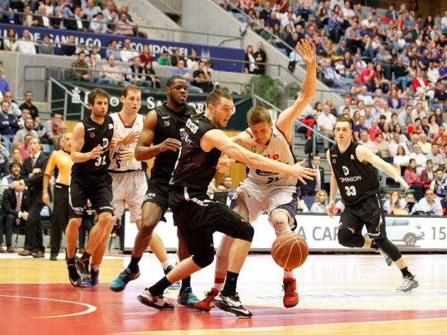 Las mejores imágenes del partido Obradoiro-Bilbao Basket