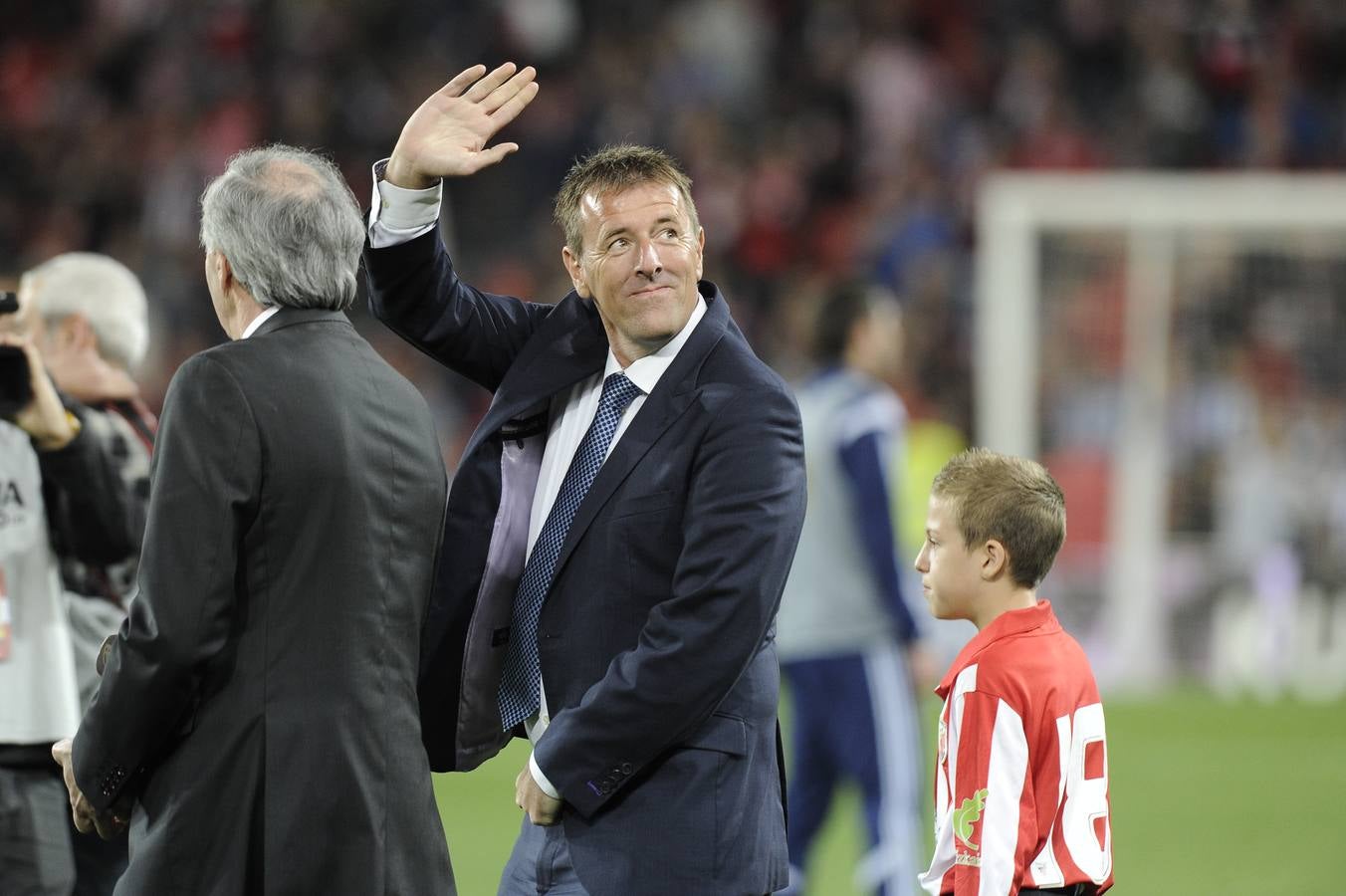 Le Tissier, durante el homenaje en el derbi