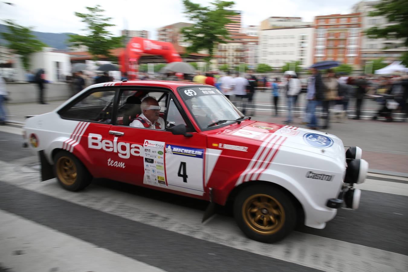 Cerca de 50 coches clásicos compiten en el Rallyestone