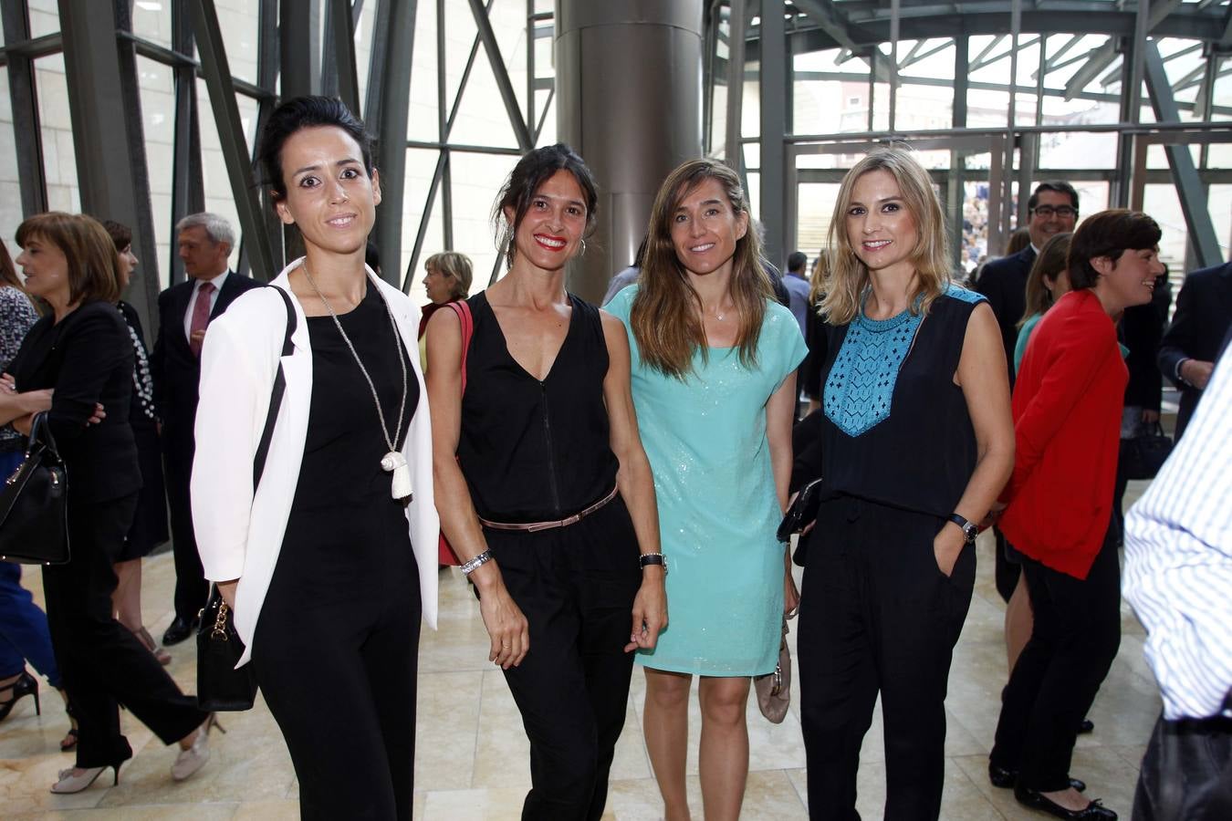 Leticia Abásolo, Mónica Urrutia, María Izquierdo y Enara Venturini.