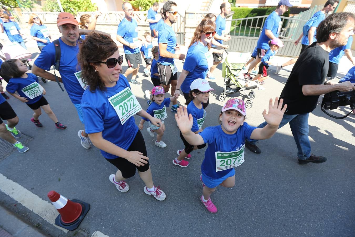 600 personas acuden a la Carrera Familiar de Abanto-Zierbena