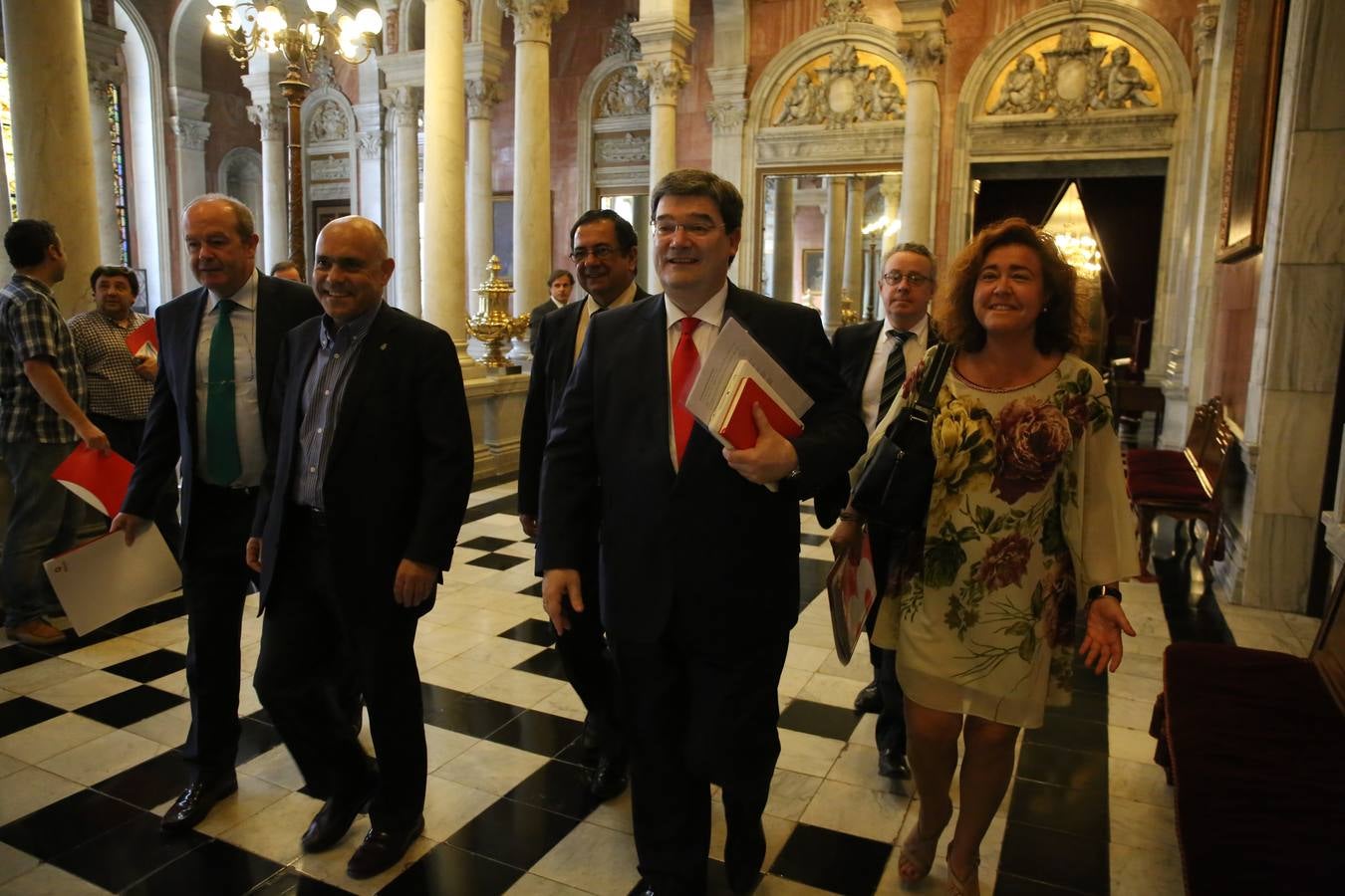 El primer pleno de Juan Mari Aburto como alcalde de Bilbao