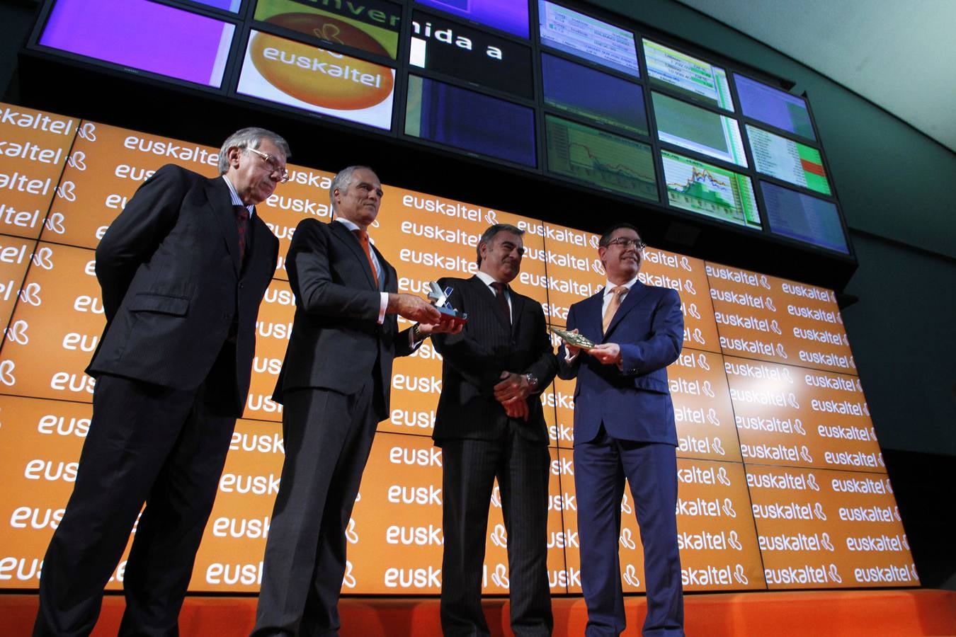 El acto de salida de Euskaltel a Bolsa