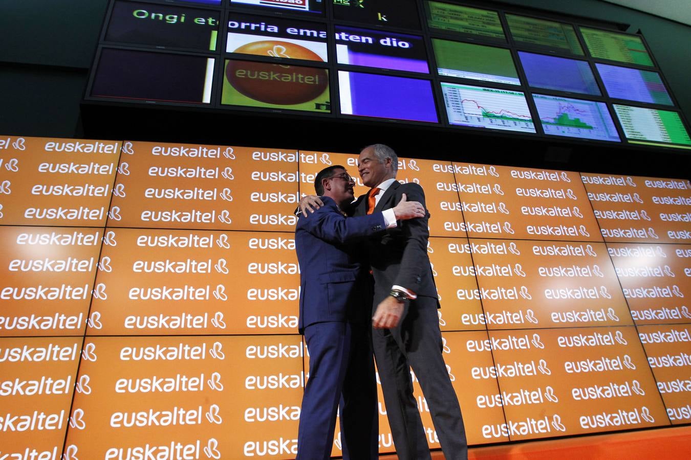 El acto de salida de Euskaltel a Bolsa