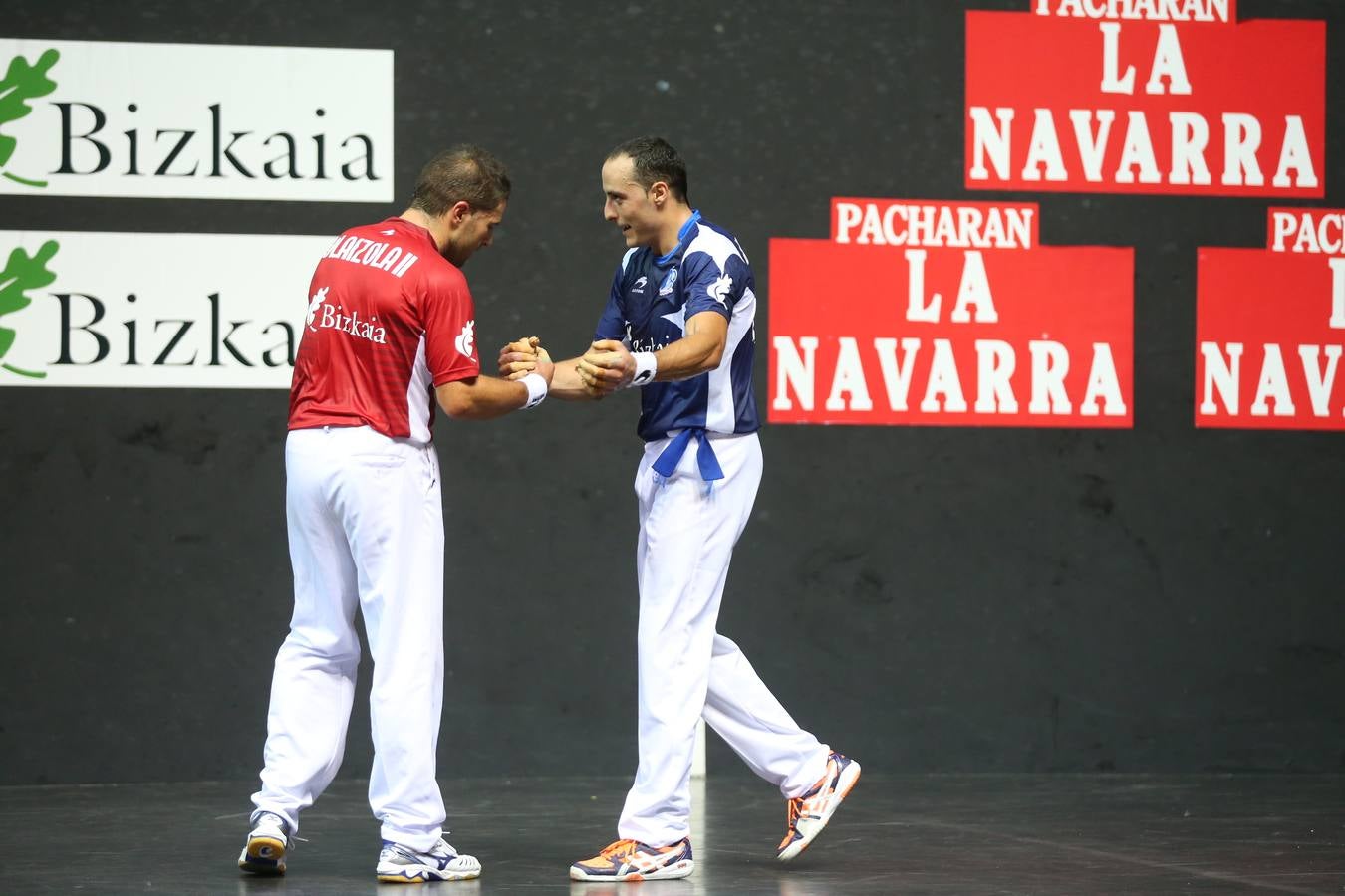 Irujo y Barriola, Campeones del 5 y medio