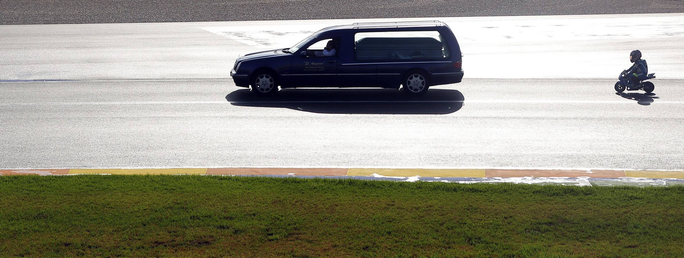 Multitudinario y emotivo último adiós a Dani Rivas y Bernat Martínez