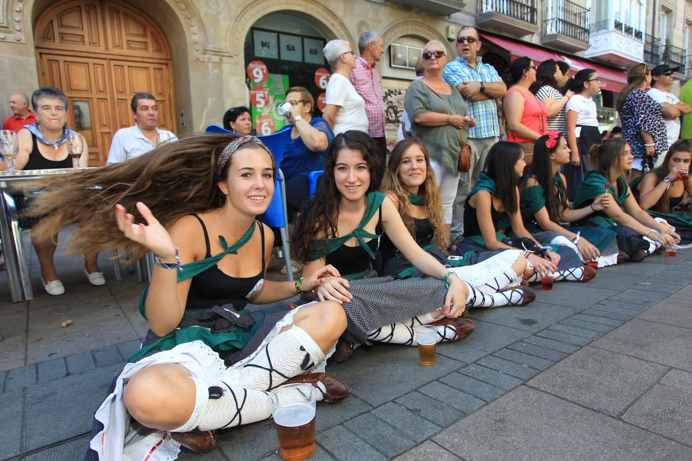 Segundo paseíllo de los blusas a los toros