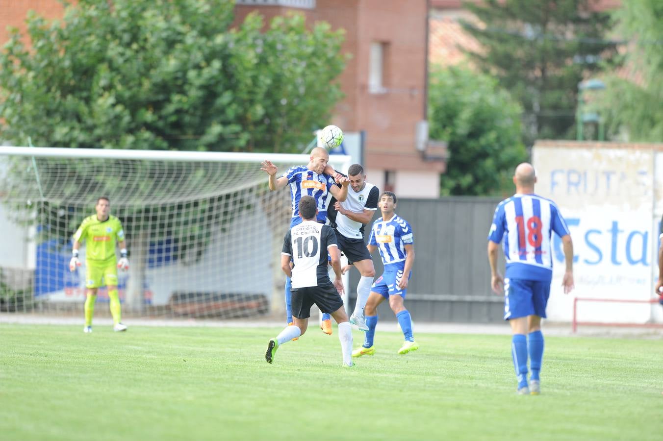 El Alavés termina la pretemporada con una nueva derrota