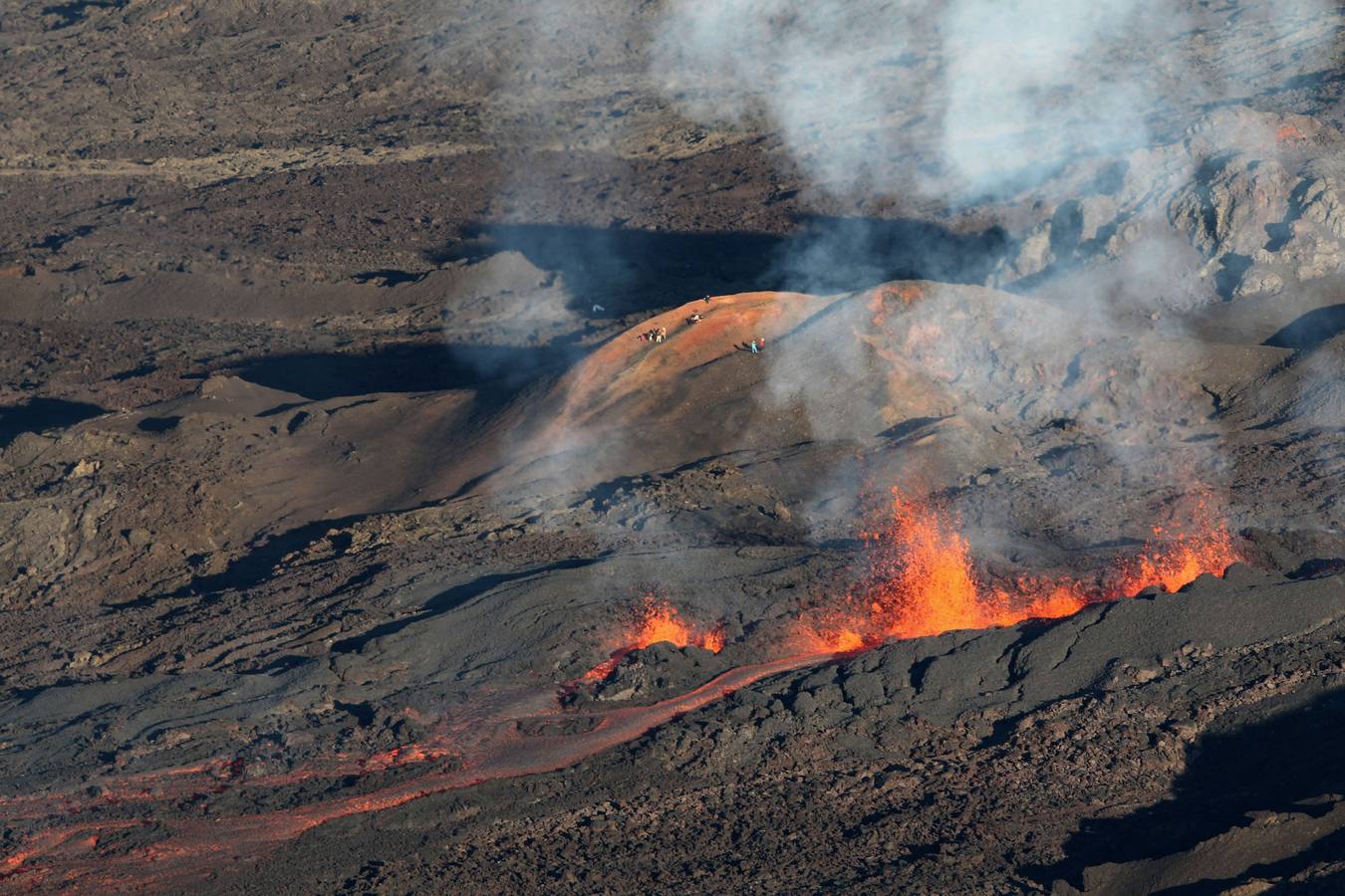 Entra en erupción el volcán Piton de la Fournaise