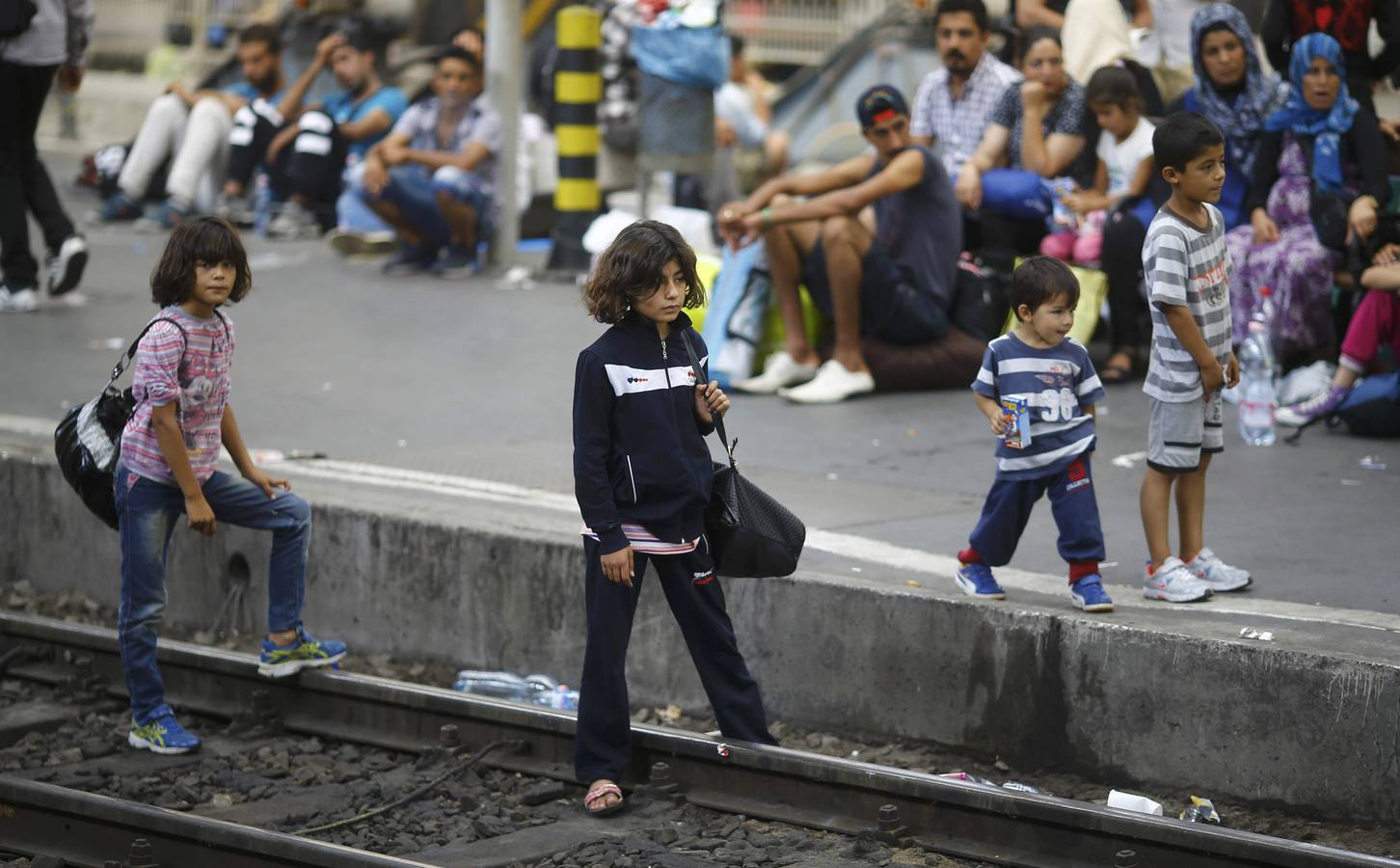 Caos en Budapest tras permitirse la entrada de inmigrantes