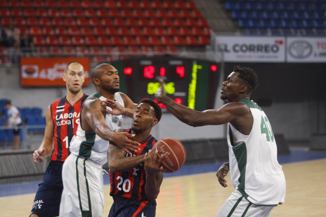 Amistoso entre Baskonia y PAU Orthez