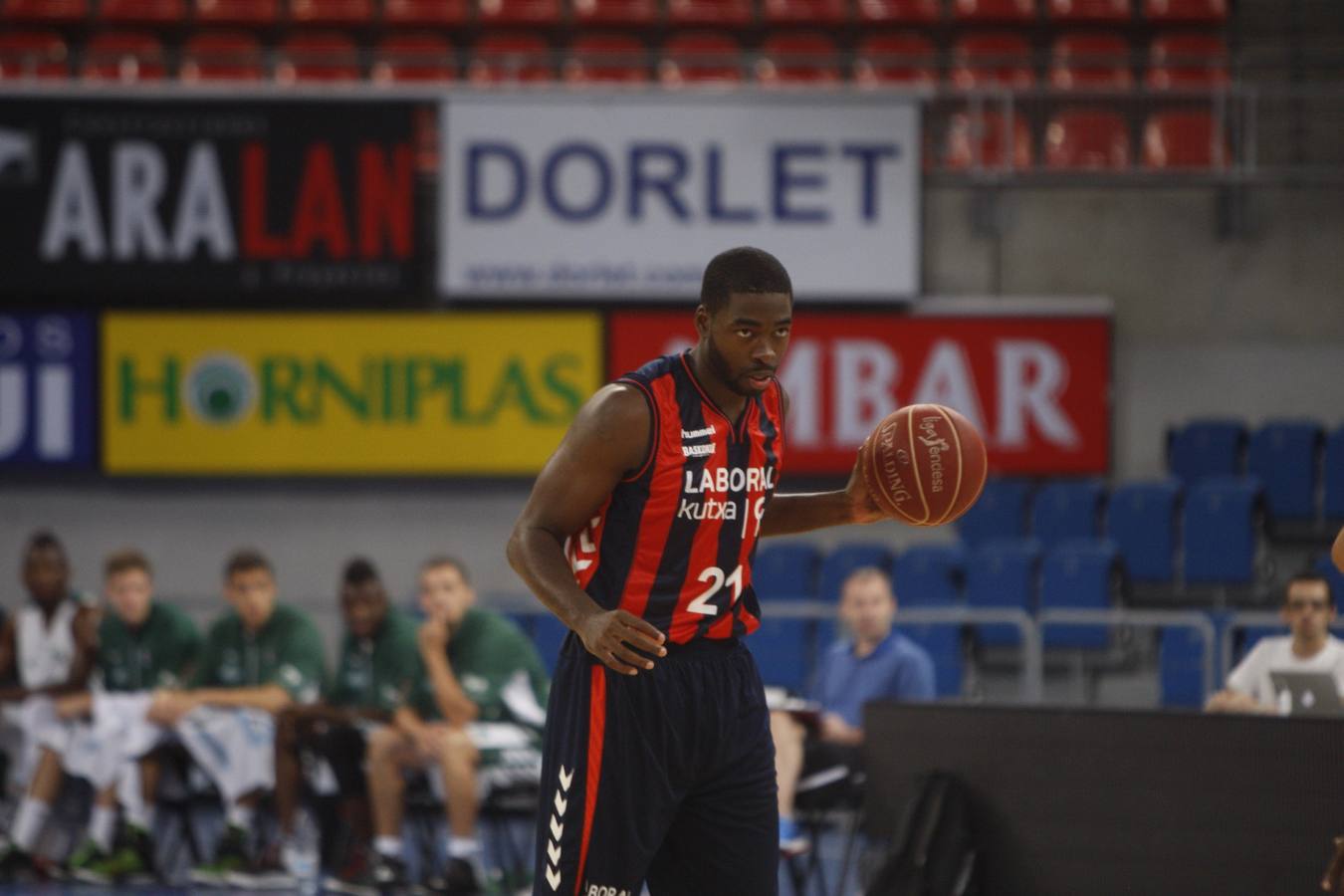 Amistoso entre Baskonia y PAU Orthez