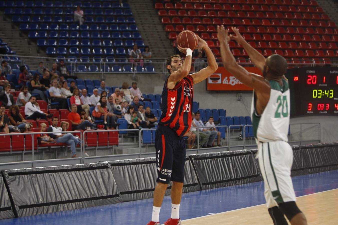 Amistoso entre Baskonia y PAU Orthez