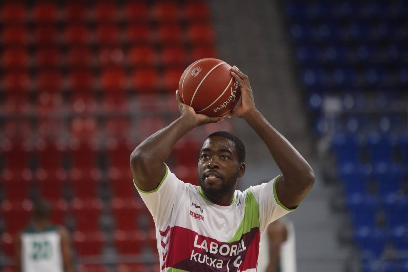 Amistoso entre Baskonia y PAU Orthez