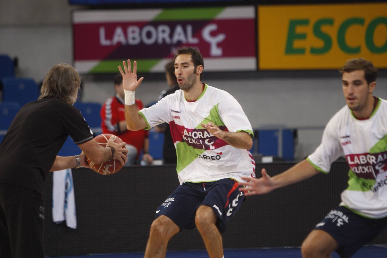 Amistoso entre Baskonia y PAU Orthez