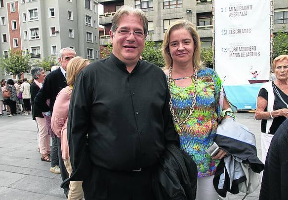 Miguel Arbelaiz y Mercedes Echevarría.
