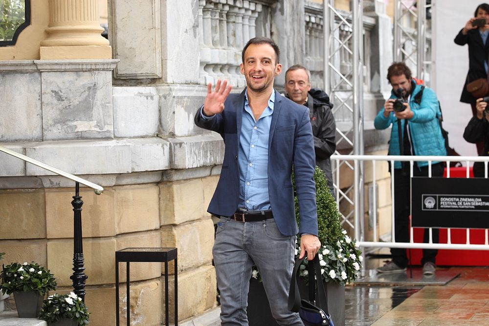 El realizador Alejandro Amenábar, a su llegada al Festival Internacional de Cine de San Sebastián.