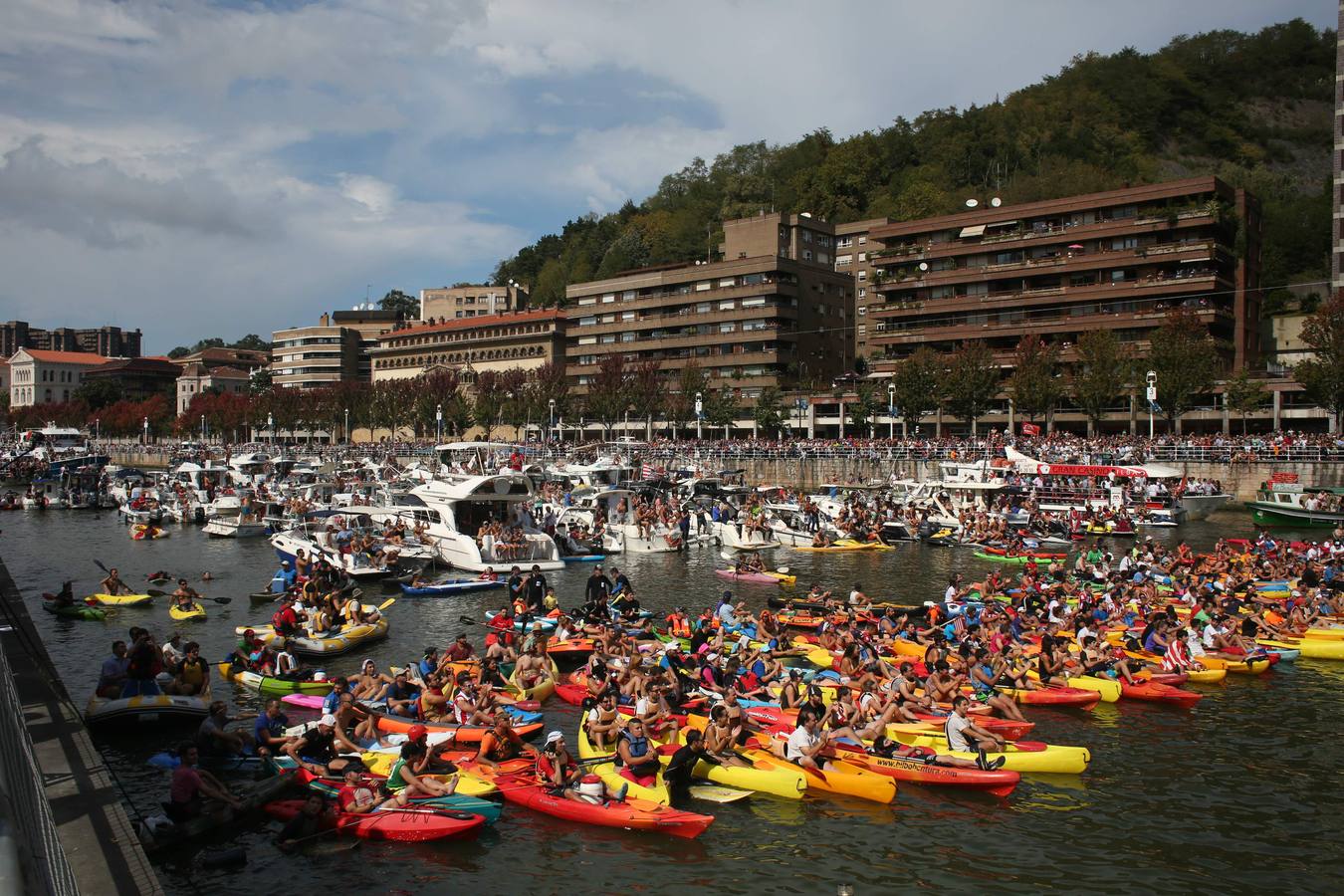 Bilbao vibra con los clavadistas