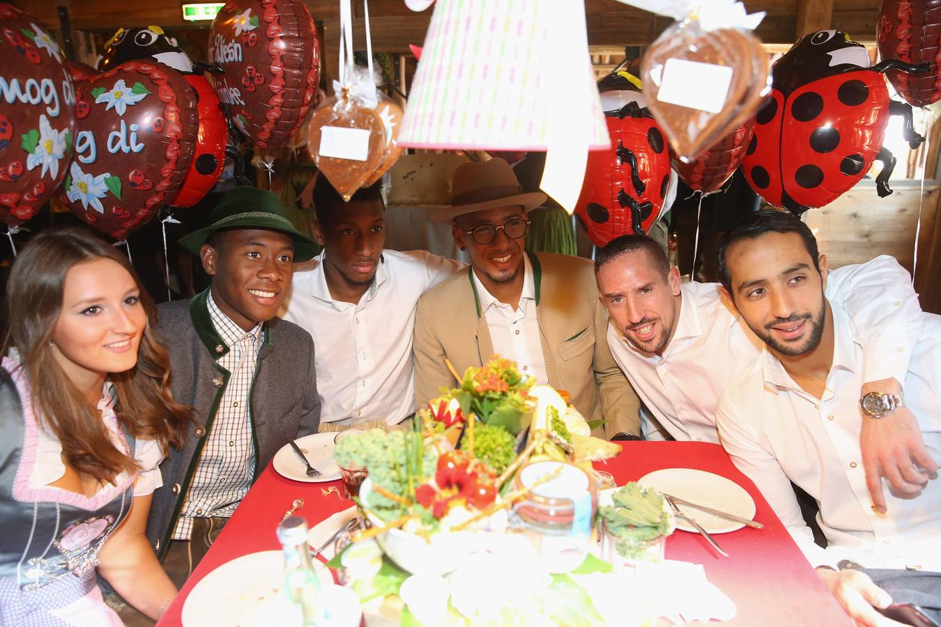 Las estrellas del Bayern se lo pasan en grande en el Oktoberfest