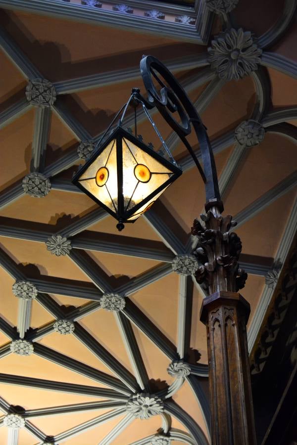 Oportoko liburutegi magikoa