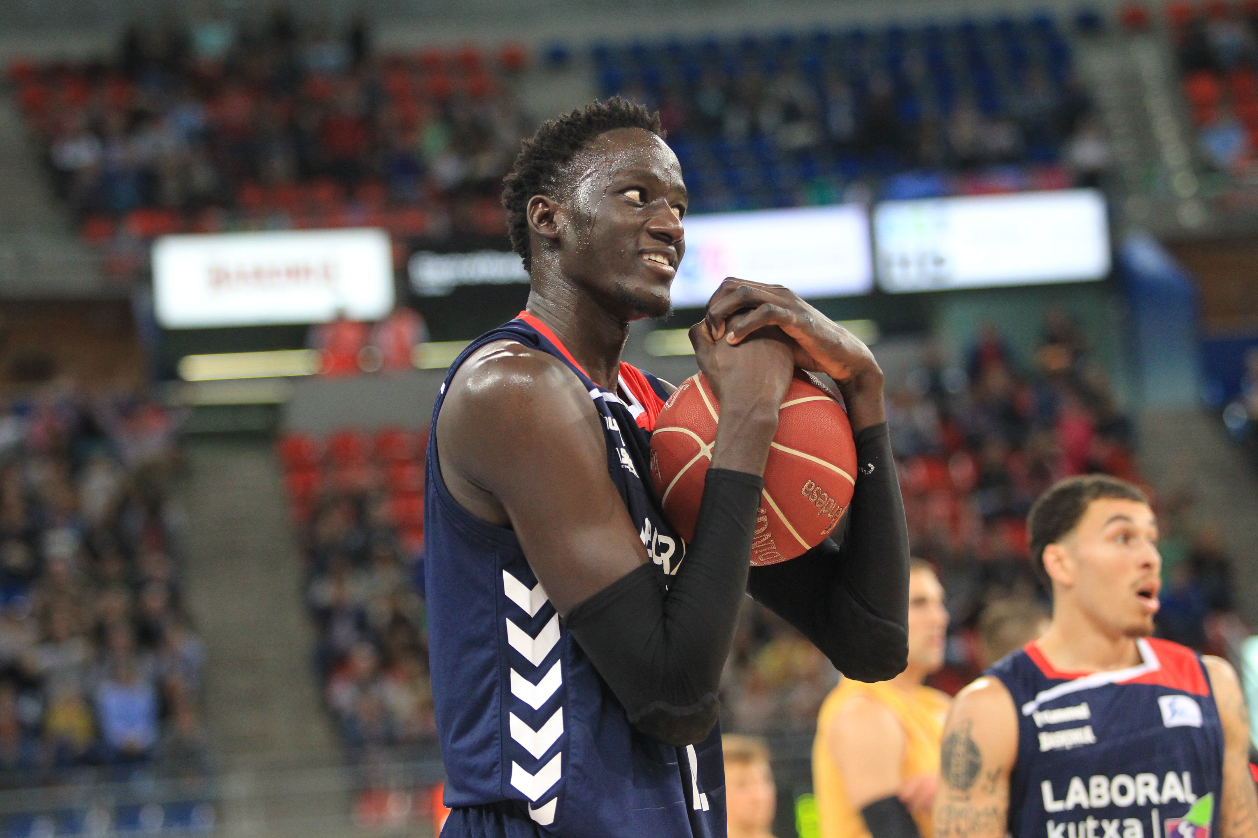 Baskonia 77 - 67 Gran Canaria