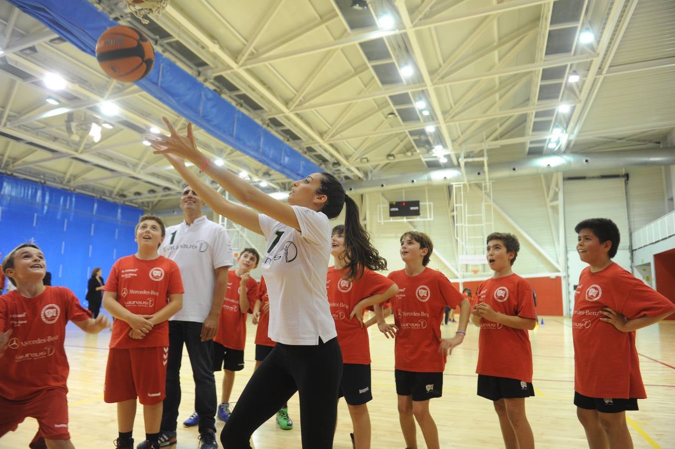 Almudena Cid e Induráin, con el deporte base en Vitoria