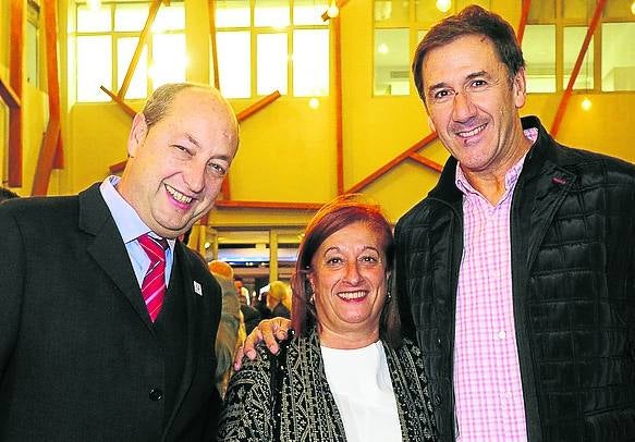 Adolfo Lorente, Itziar Urtasun y Xabier Jon Davalillo.