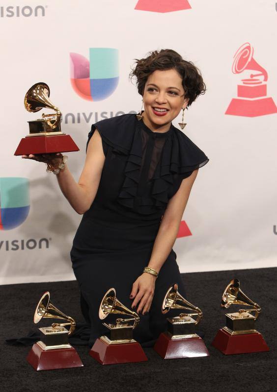 La protagonista de los Grammy Latinos 2015, la cantante mexicana Natalia Lafourcade.