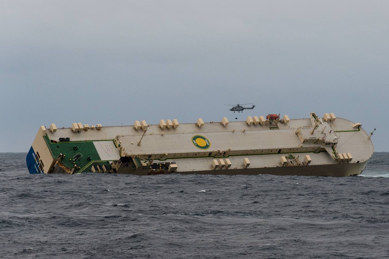 Así se está remolcando el carguero &#039;Modern Express&#039; hasta Bilbao